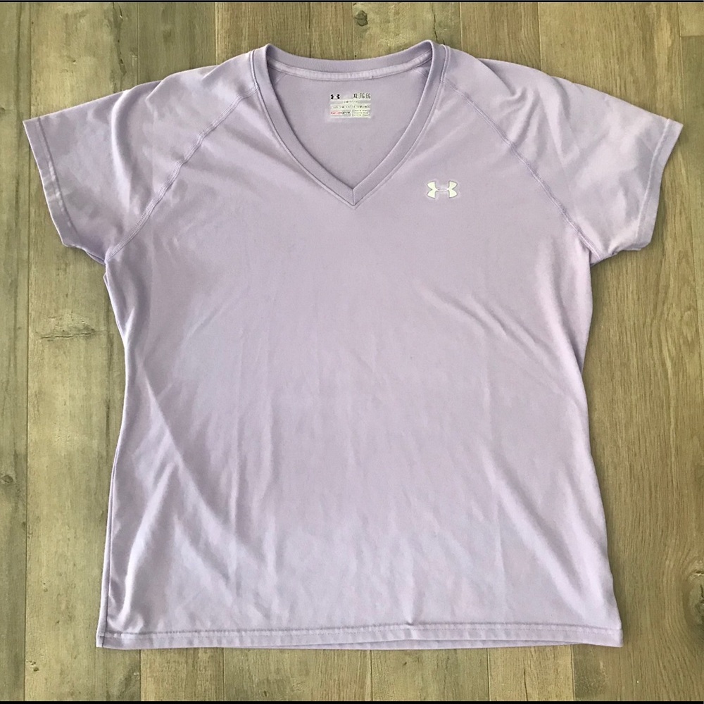 Women’s short sleeve Under Armor heat gear top